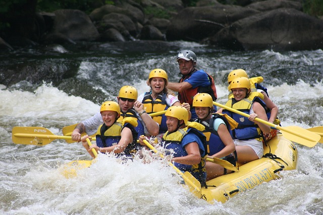 rafting-g969ab4ca8_640